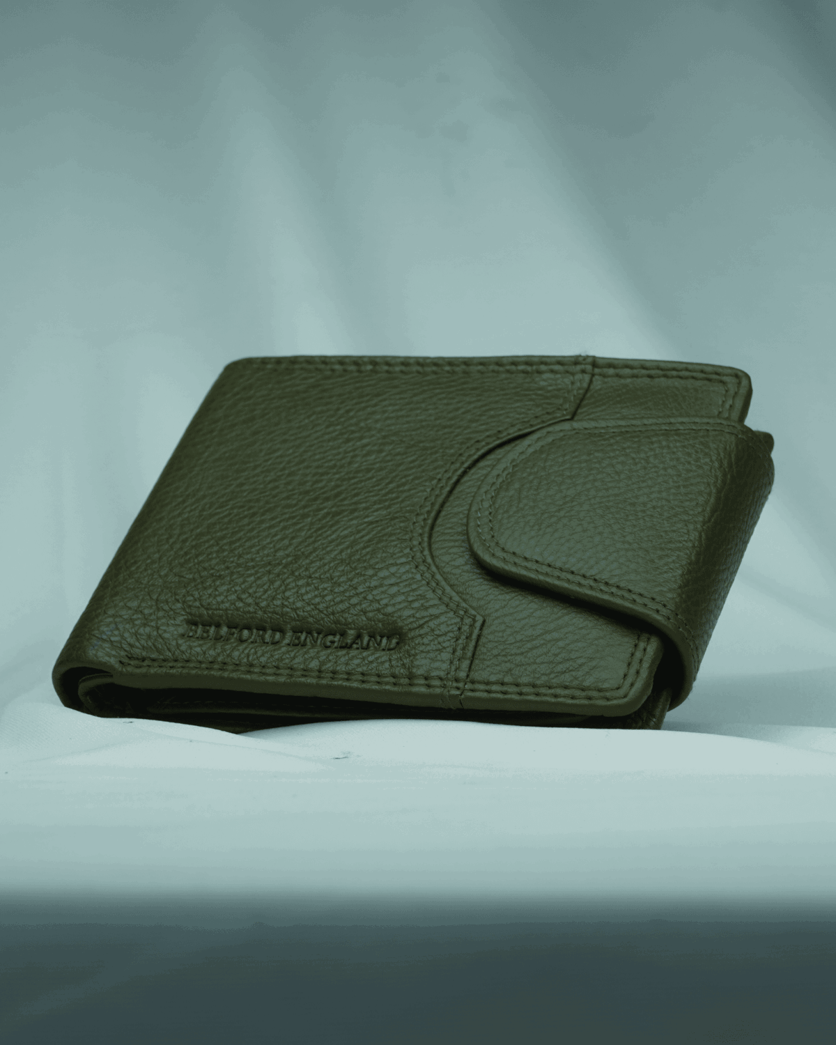 Commando Men’s ORIGINAL LEATHER Wallet | RFID PROTECTED (Military Green)