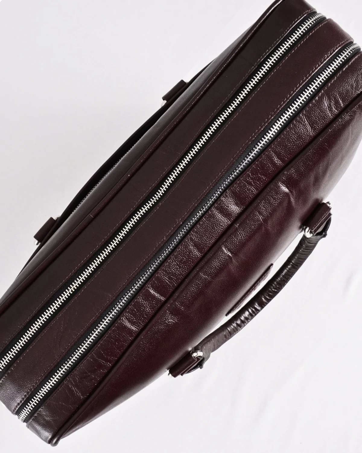 Executive Men's Original Leather Briefcase (Luxury Cherry) Executive Men's Original Leather Briefcase (Luxury Cherry)