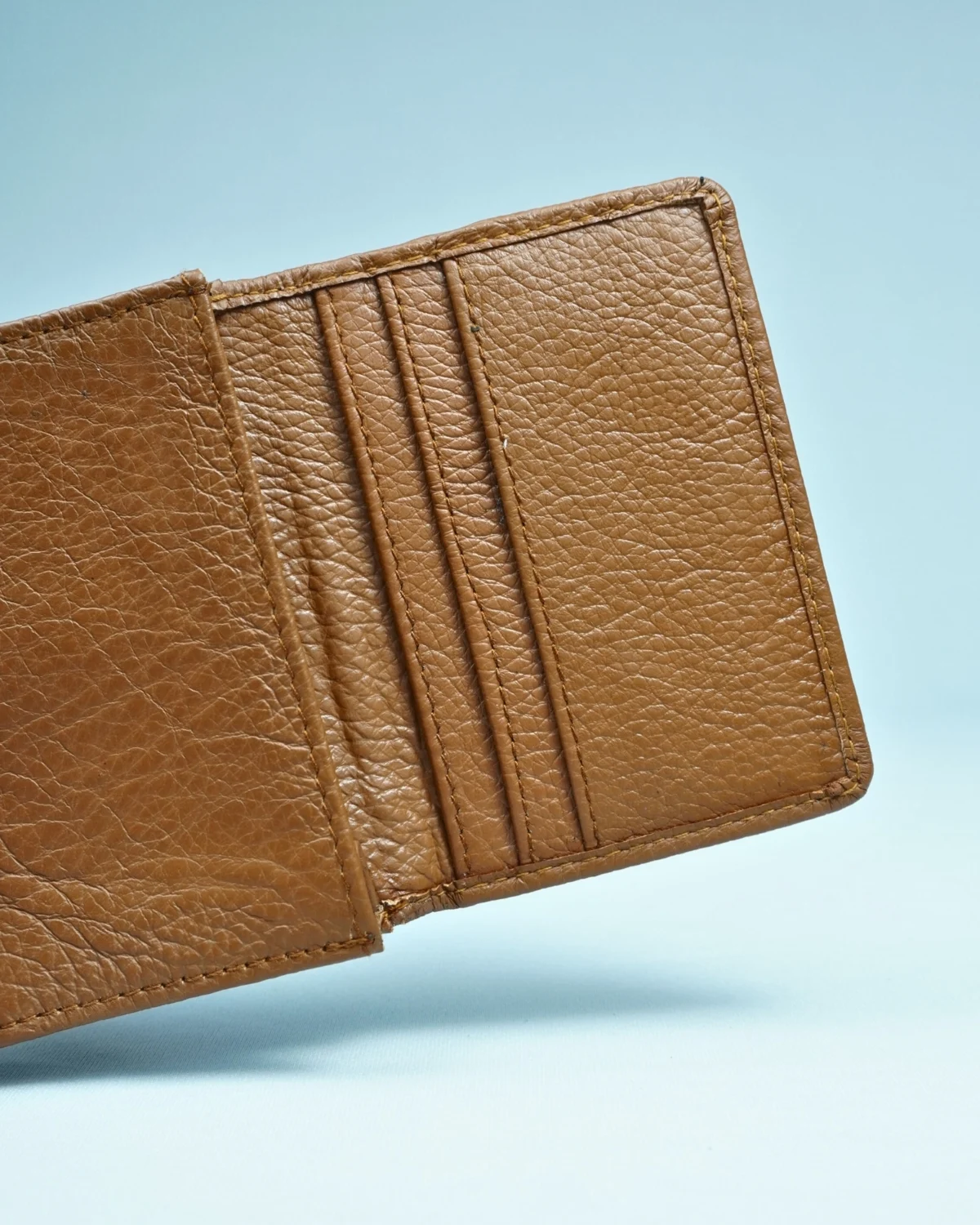 Doncaster - Men’s Original Leather (Sleek Design Wallet) Doncaster - Men’s Original Leather (Sleek Design Wallet)