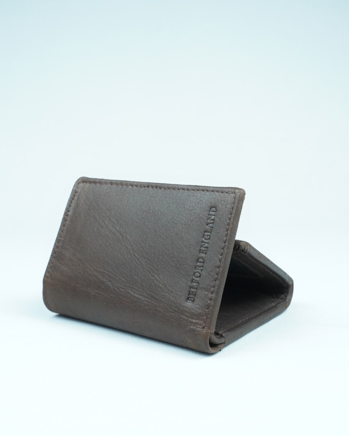 Britian - Men’s Original Leather Tri-Fold Wallet Britian - Men’s Original Leather Tri-Fold Wallet