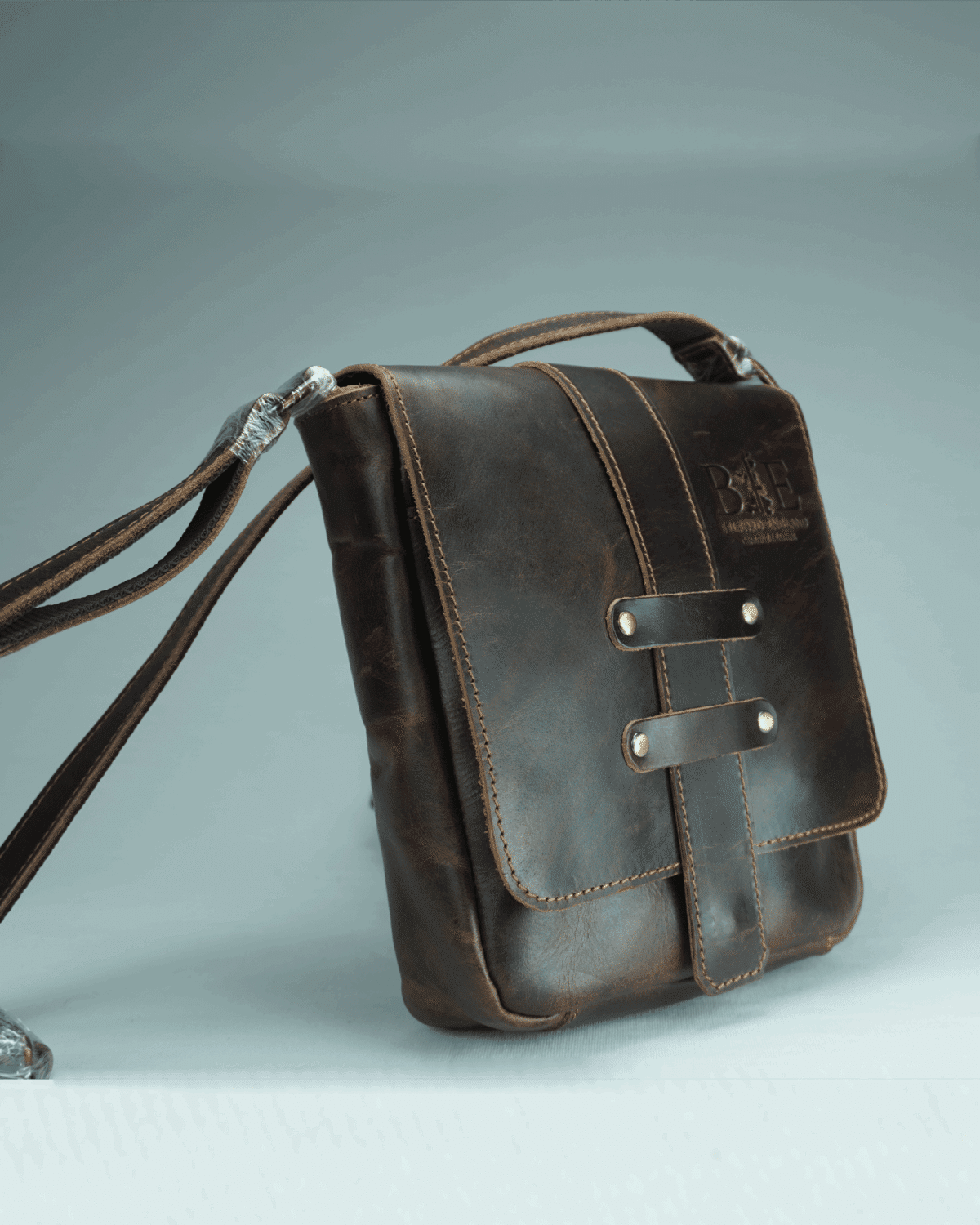 Bentley Original Leather Sling Messenger Bag (Multipurpose Bag) Bentley Original Leather Sling Messenger Bag (Multipurpose Bag)