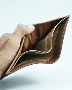 Aubrey - Men’s Original Leather Wallet (Tan)
