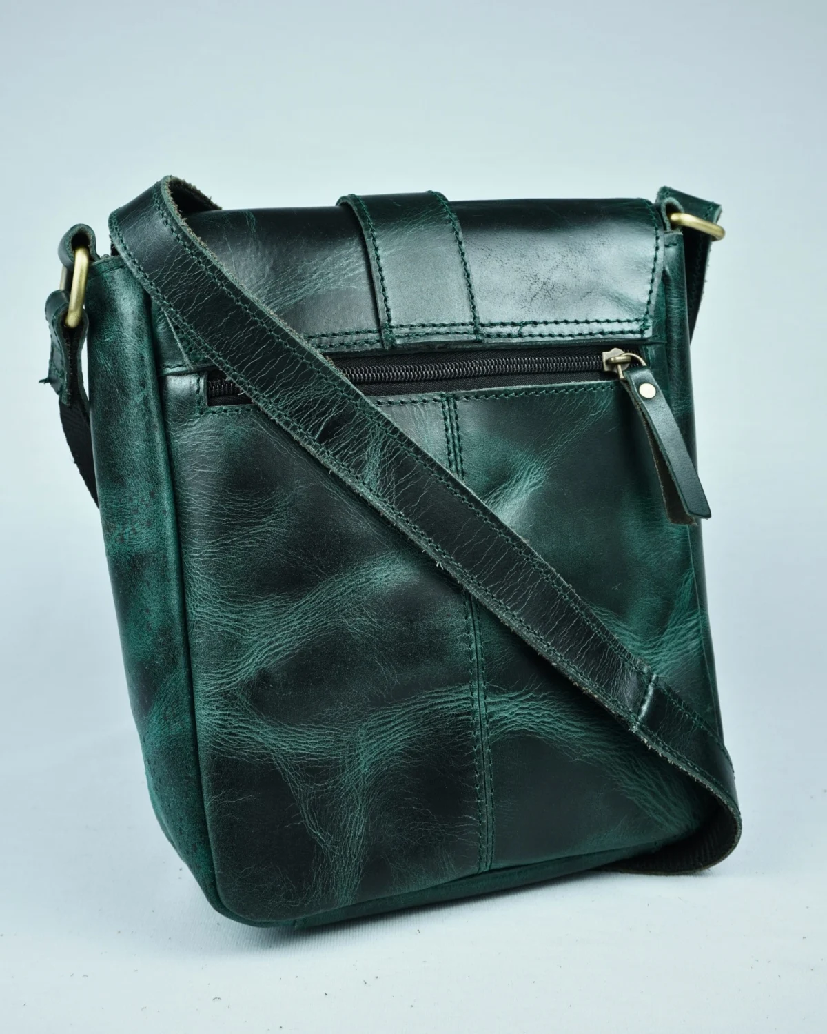 Emerald Original Leather Sling Messenger Bag (Multipurpose Bag) Emerald Original Leather Sling Messenger Bag (Multipurpose Bag)