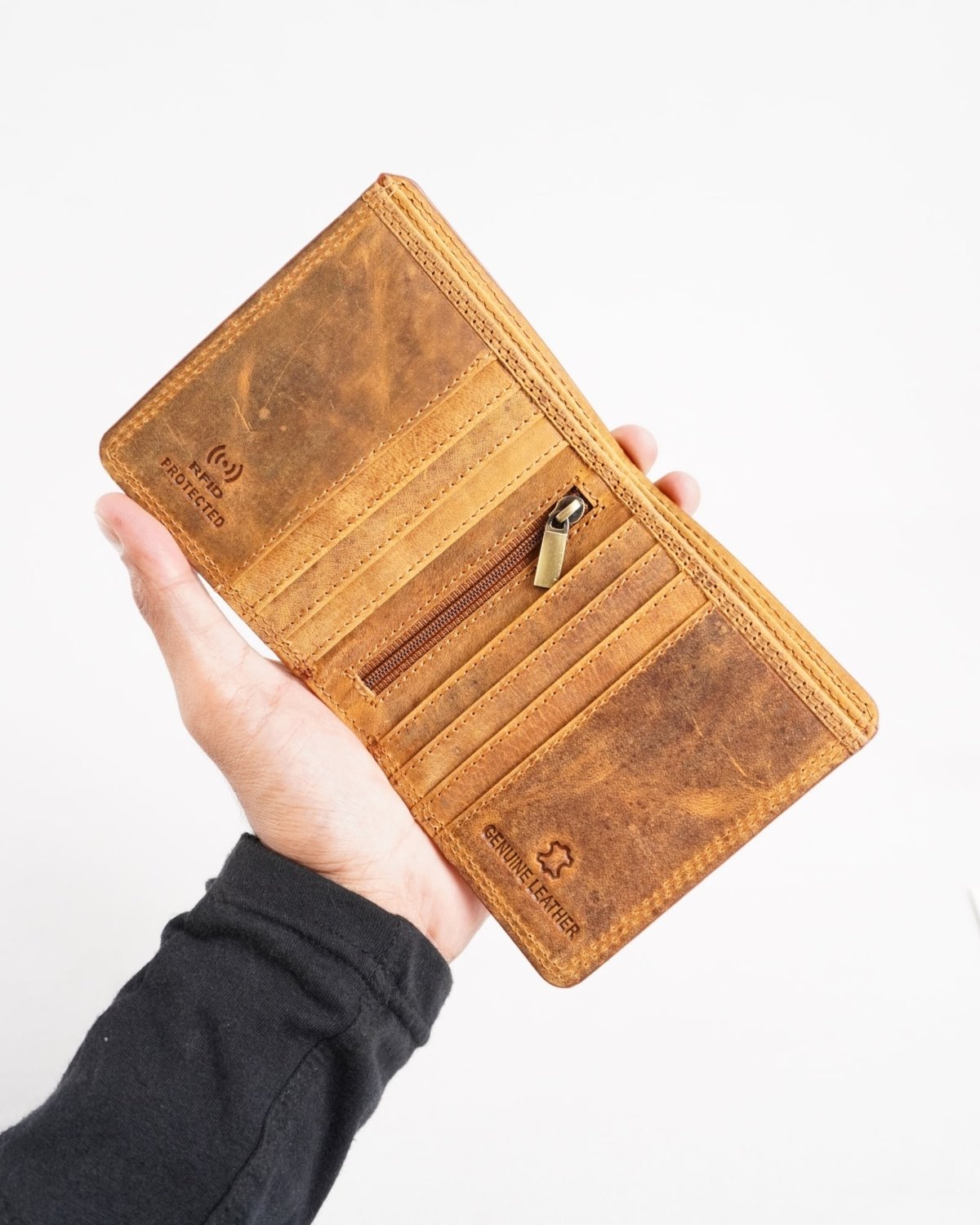 Aubrey - Men’s Original Leather Wallet (Rugged Tan)