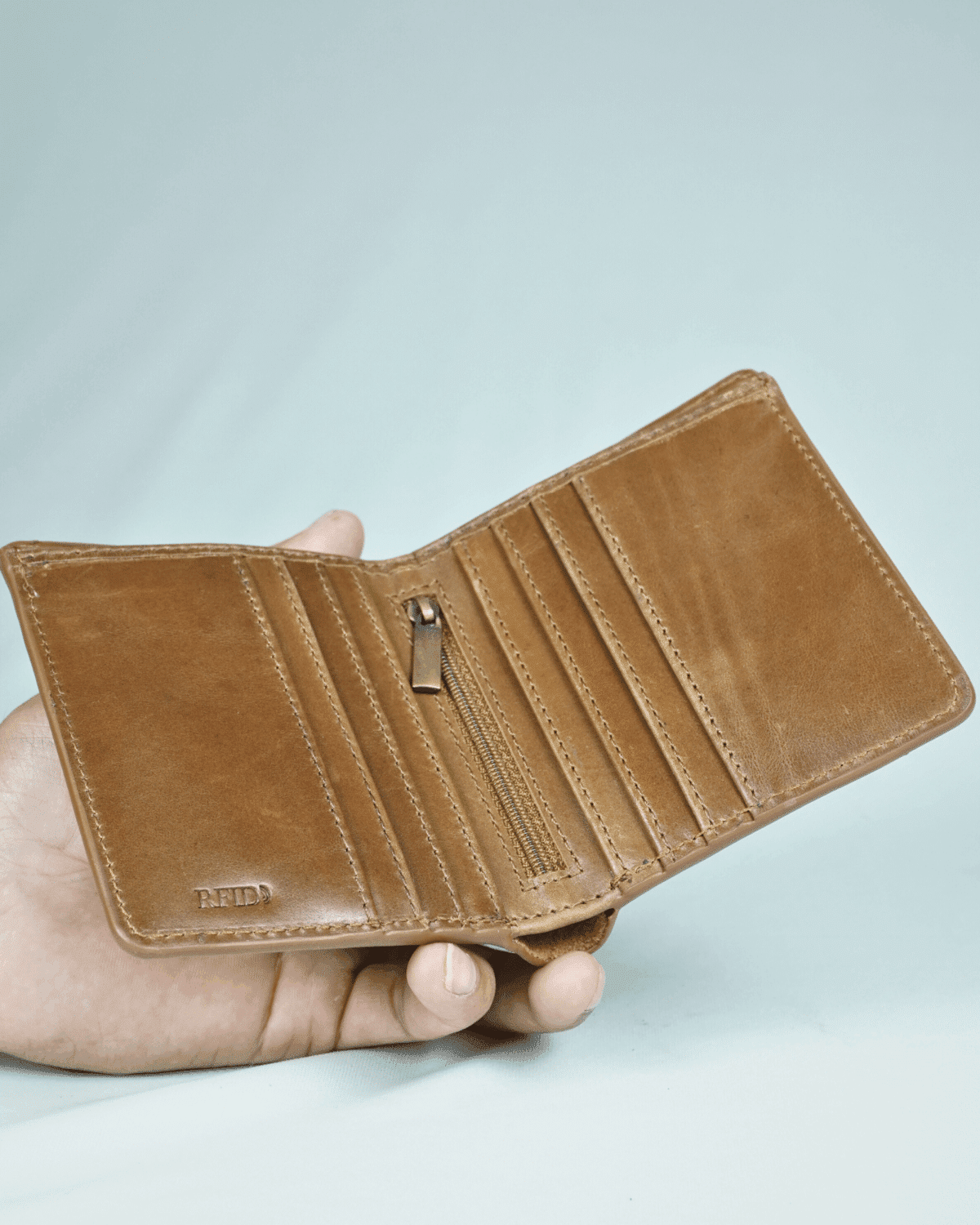 Aubrey - Men’s Original Leather Wallet (Luxury Brown) Aubrey - Men’s Original Leather Wallet (Luxury Brown)