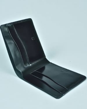 Berlin - Men’s Original Leather Sleek Wallet (Jet Black)