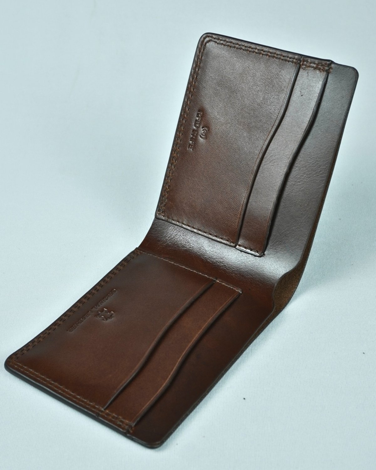 Berlin - Men’s Original Leather Sleek Wallet (Lux Brown)