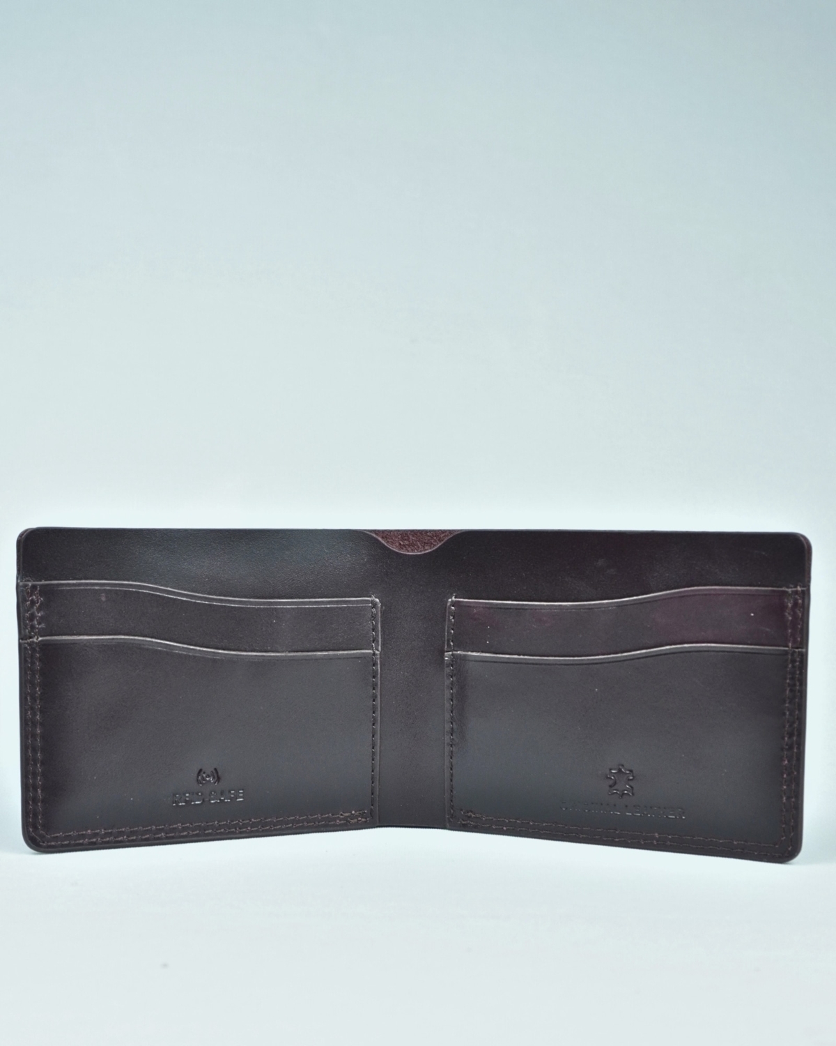 Berlin - Men’s Original Leather Sleek Wallet (Lux Cherry) Berlin - Men’s Original Leather Sleek Wallet (Lux Cherry)