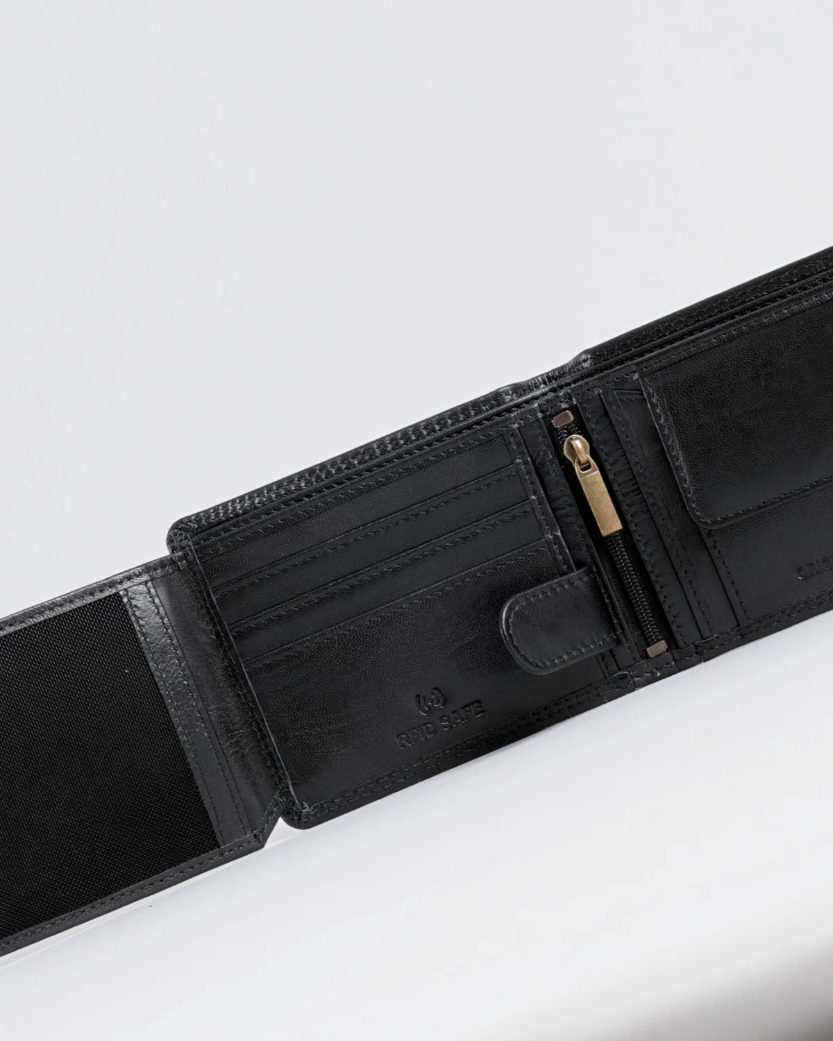 Cambridge - Men’s Original Leather Wallet (Jet Black) Cambridge - Men’s Original Leather Wallet (Jet Black)