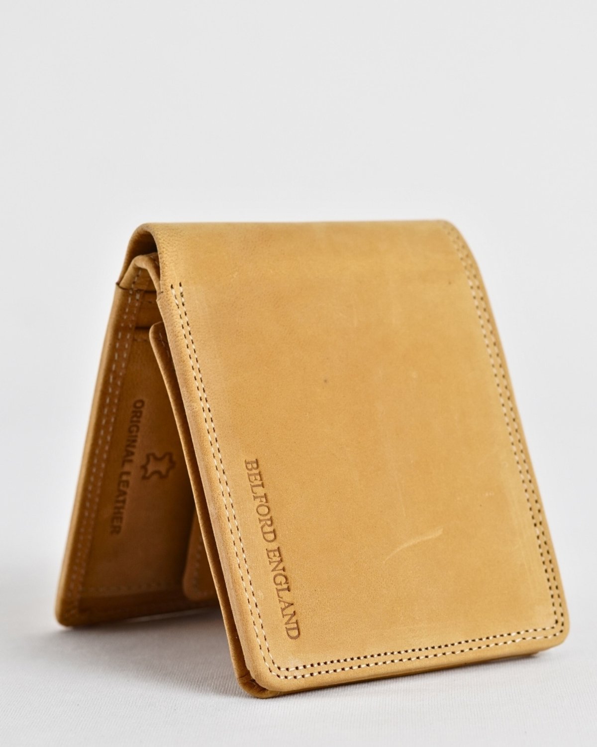 Cambridge Men’s Original Leather Wallet (Rugged Tan) Cambridge Men’s Original Leather Wallet (Rugged Tan)