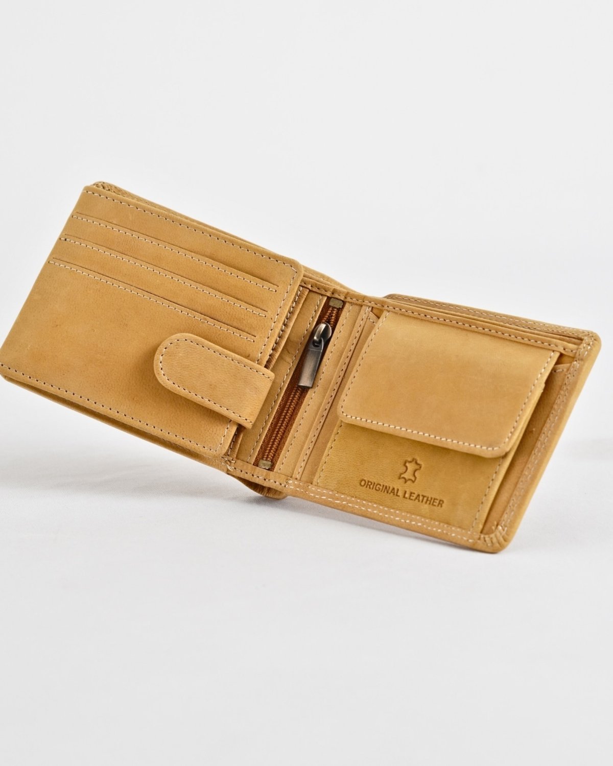 Cambridge Men’s Original Leather Wallet (Rugged Tan) Cambridge Men’s Original Leather Wallet (Rugged Tan)