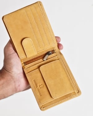 Cambridge Men’s Original Leather Wallet (Rugged Tan)