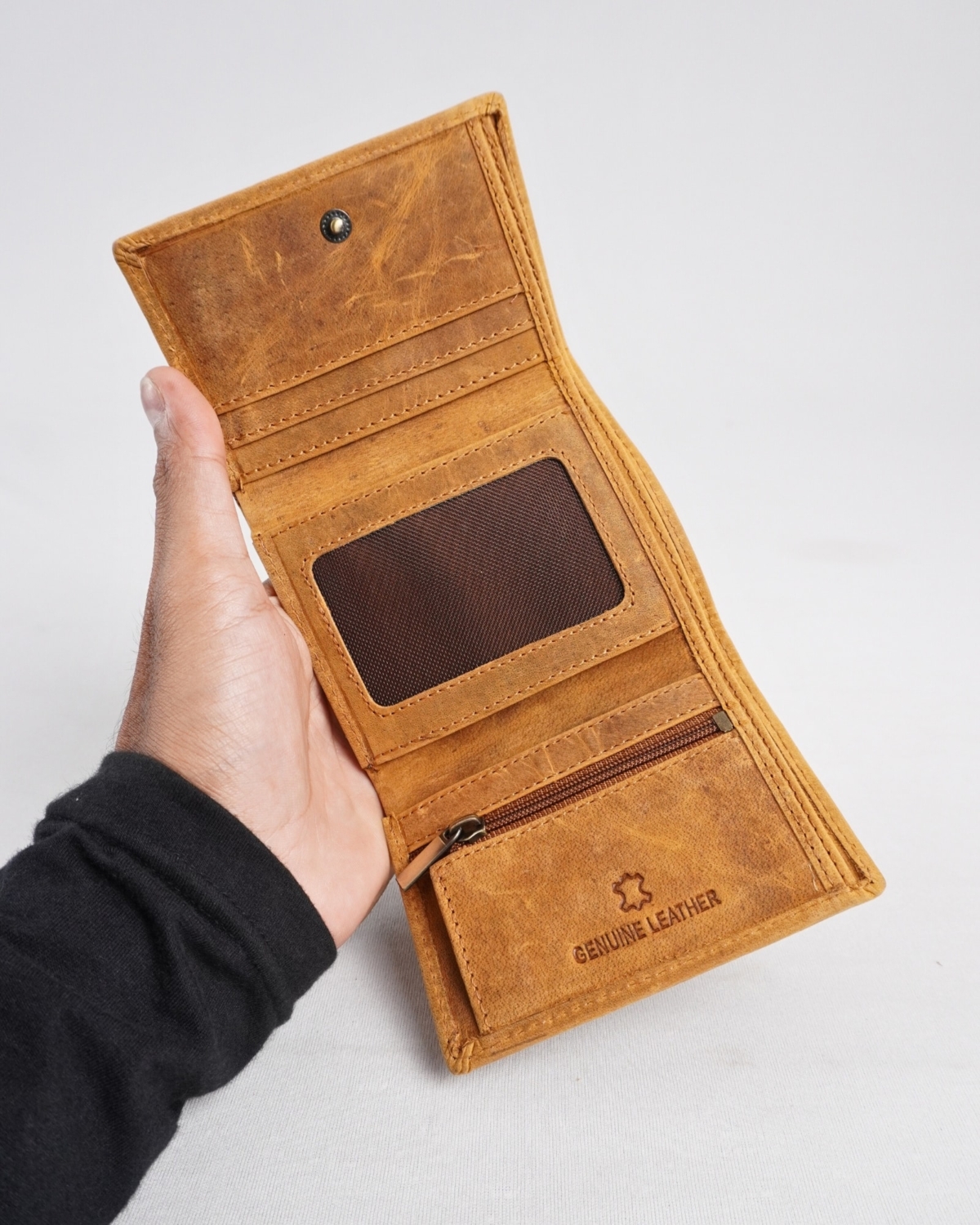 Dublin - Men’s Original Leather Trifold Wallet (Rugged Series) Dublin - Men’s Original Leather Trifold Wallet (Rugged Series)