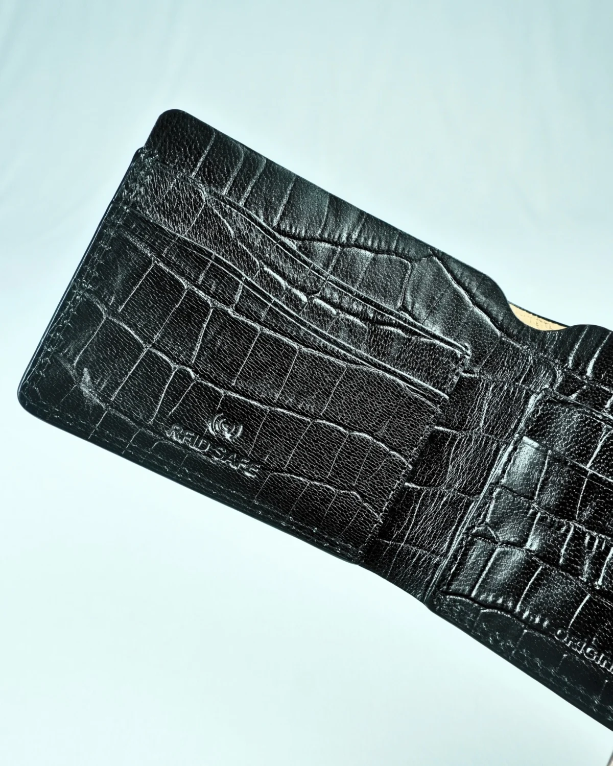 Berlin (Sleek Series) - Men’s Original Leather Wallet Berlin (Sleek Series) - Men’s Original Leather Wallet