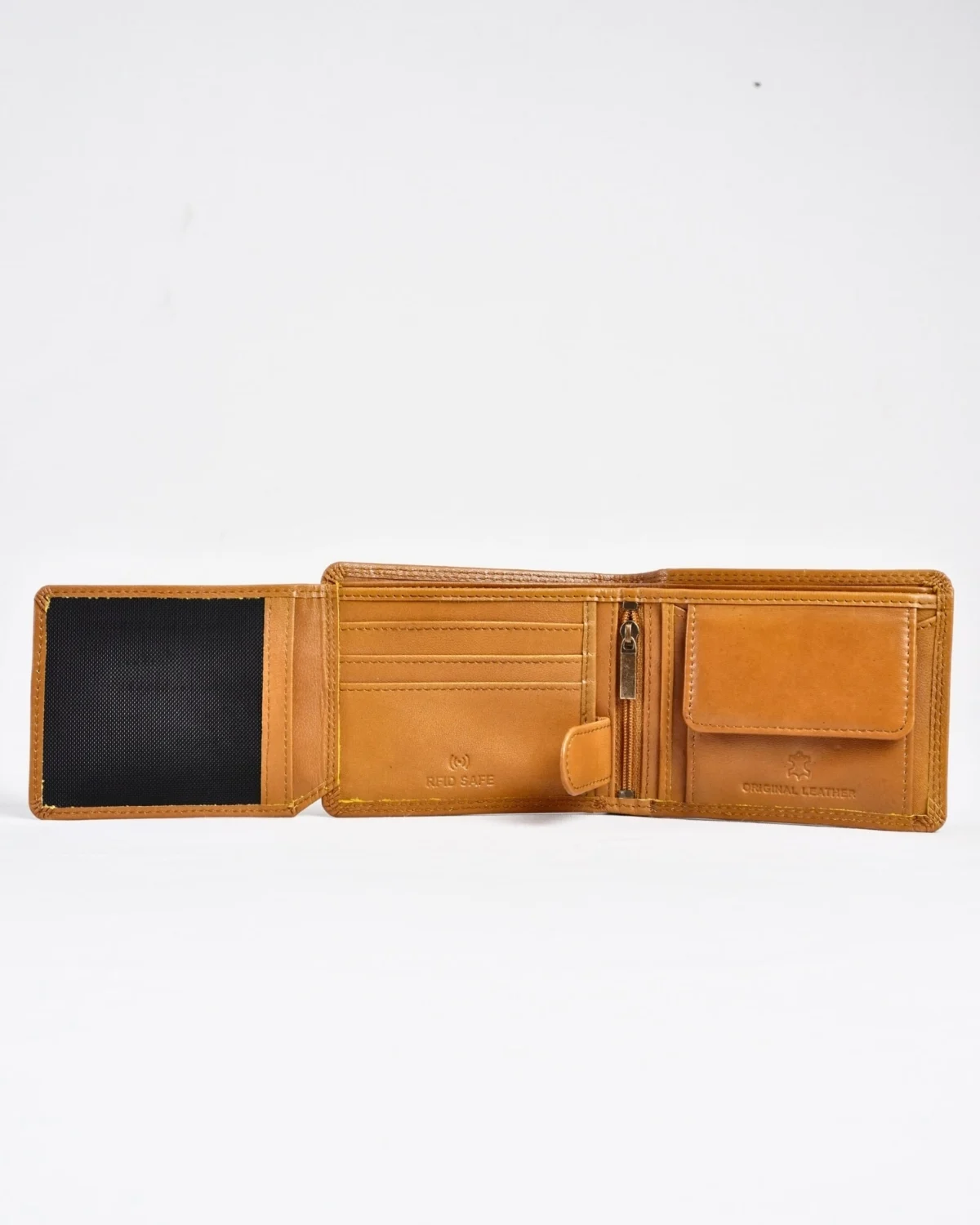 Cambridge - Men’s Original Leather Wallet (Almond Brown) Cambridge - Men’s Original Leather Wallet (Almond Brown)