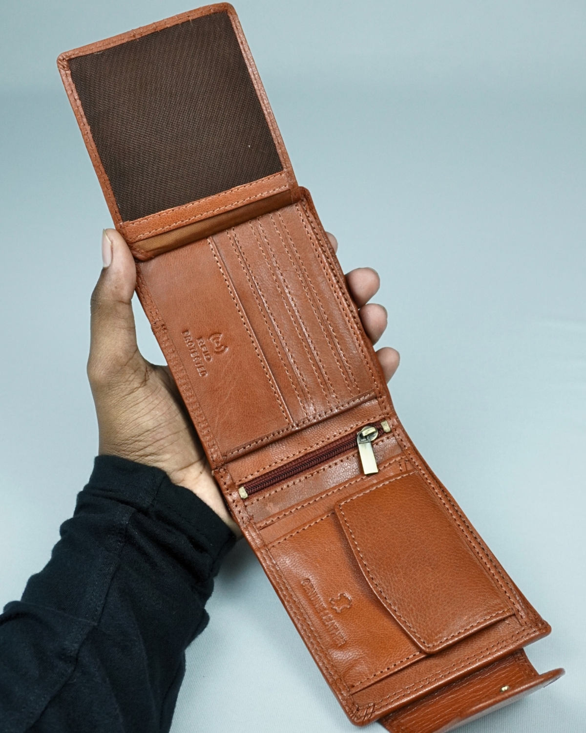 Derby - Men’s Original Leather Wallet (Cognac) Derby - Men’s Original Leather Wallet (Cognac)