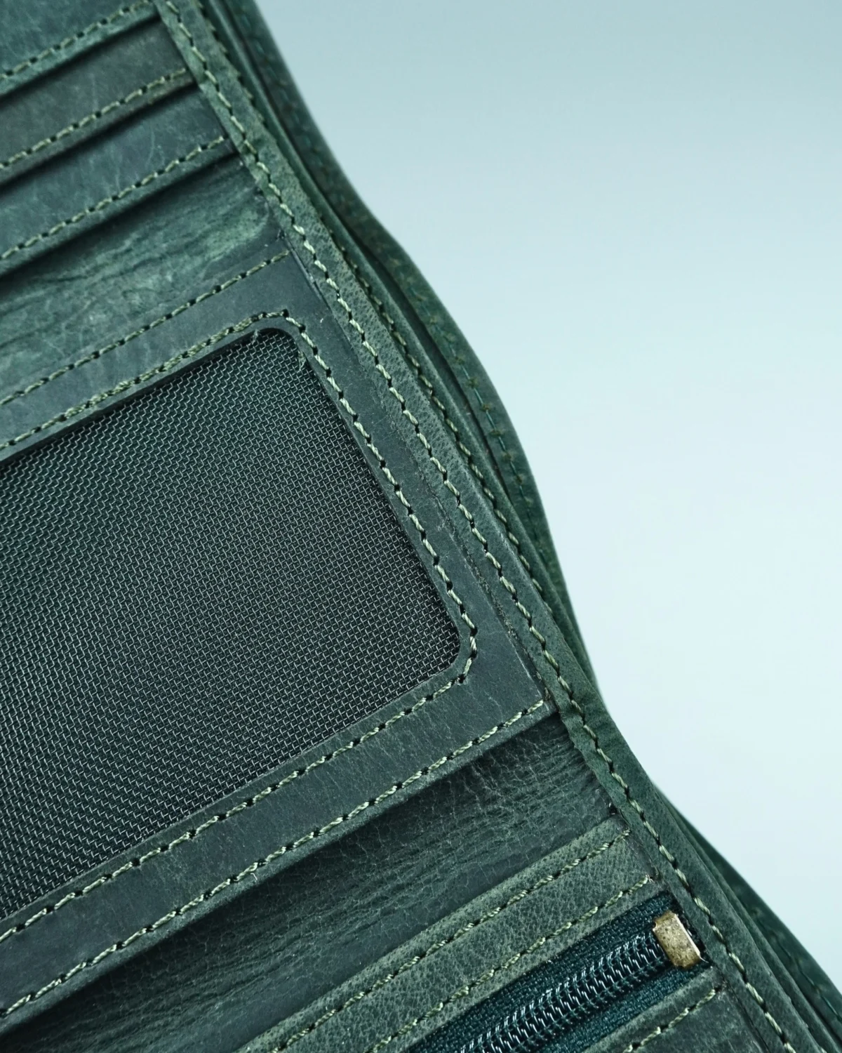 Dublin - Men’s Original Leather Trifold Wallet (Rugged Green) Dublin - Men’s Original Leather Trifold Wallet (Rugged Green)