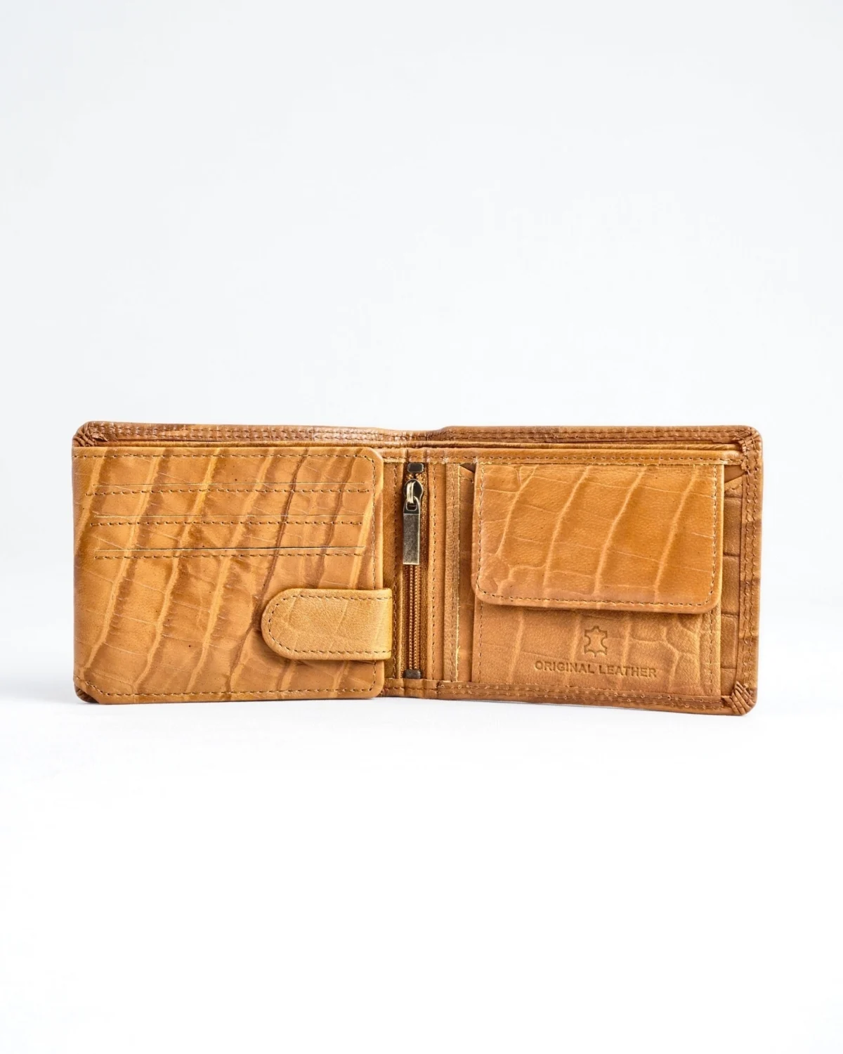 Cambridge Men’s Original Leather Wallet (Croco Rich Tan) Cambridge Men’s Original Leather Wallet (Croco Rich Tan)