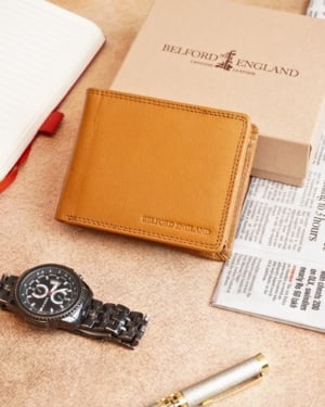 Cambridge - Men’s Original Leather Wallet (Executive Tan)