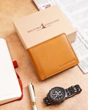 Personalized Leather Wallet - Premium Gift for Birthday & Anniversary