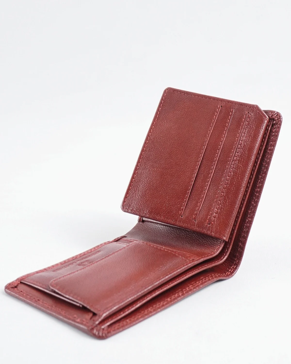 Tanner Men’s Original Leather Wallet (Brown & Cherry Blend) Tanner Men’s Original Leather Wallet (Brown & Cherry Blend)
