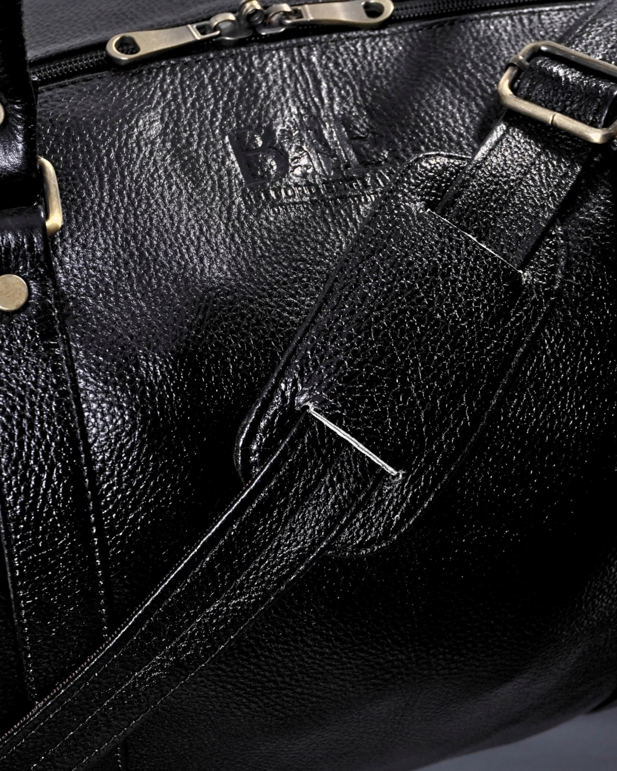 Weekender Duffle - Original Leather Travel Bag (Black) Weekender Duffle - Original Leather Travel Bag (Black)