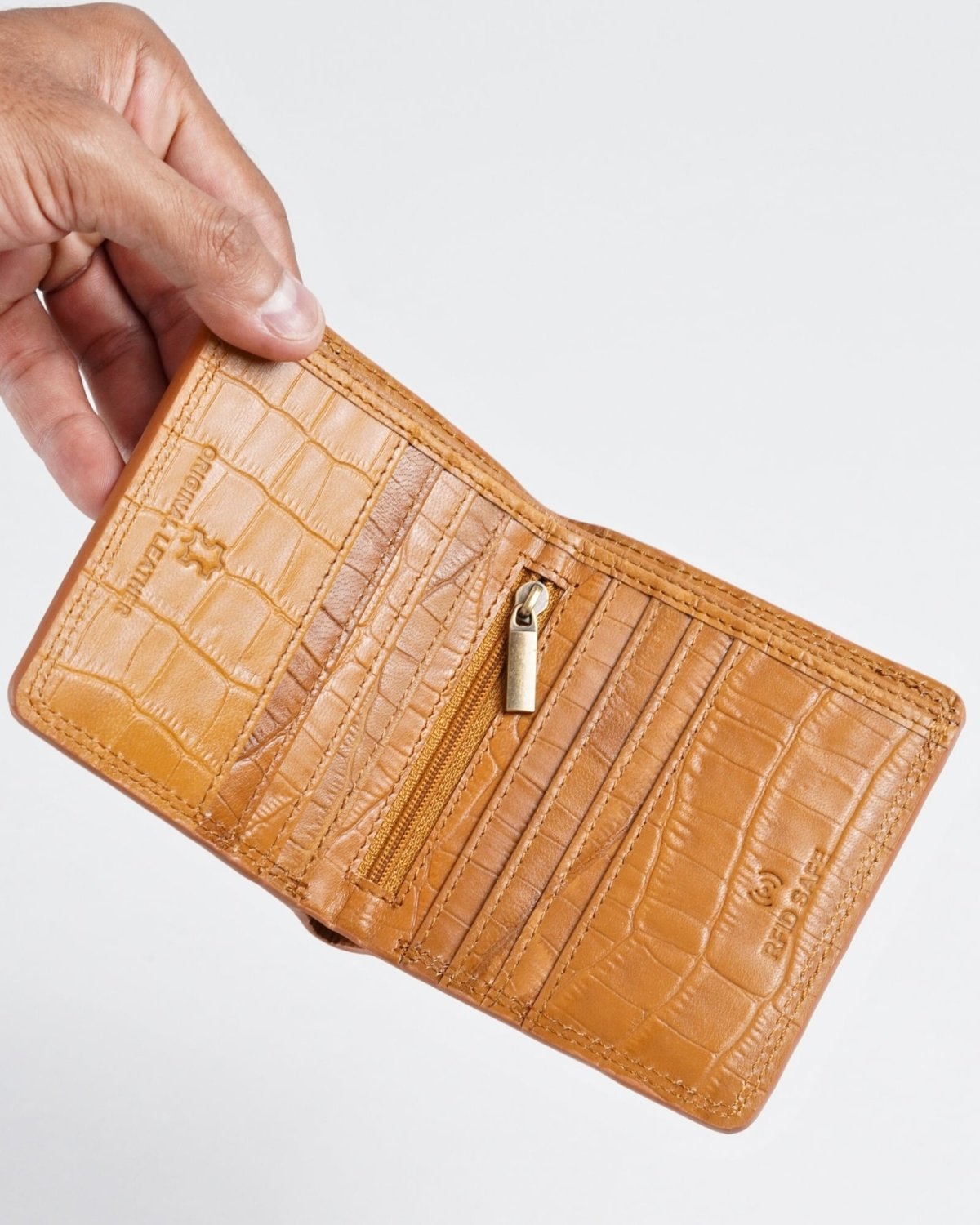 Aubrey - Men’s Original Leather Wallet (Croco Almond Brown)