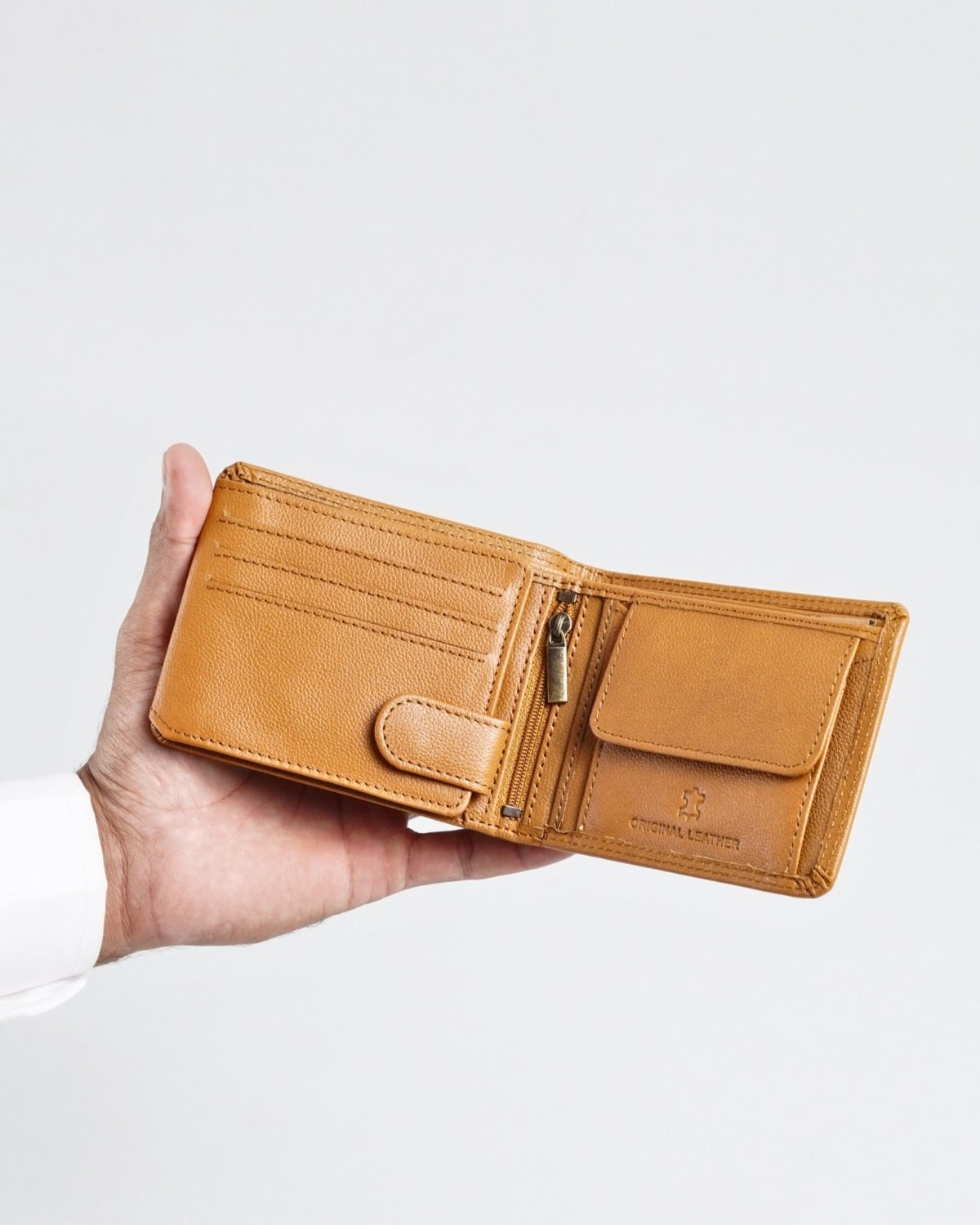 Cambridge - Men’s Original Leather Wallet (Rich Tan)