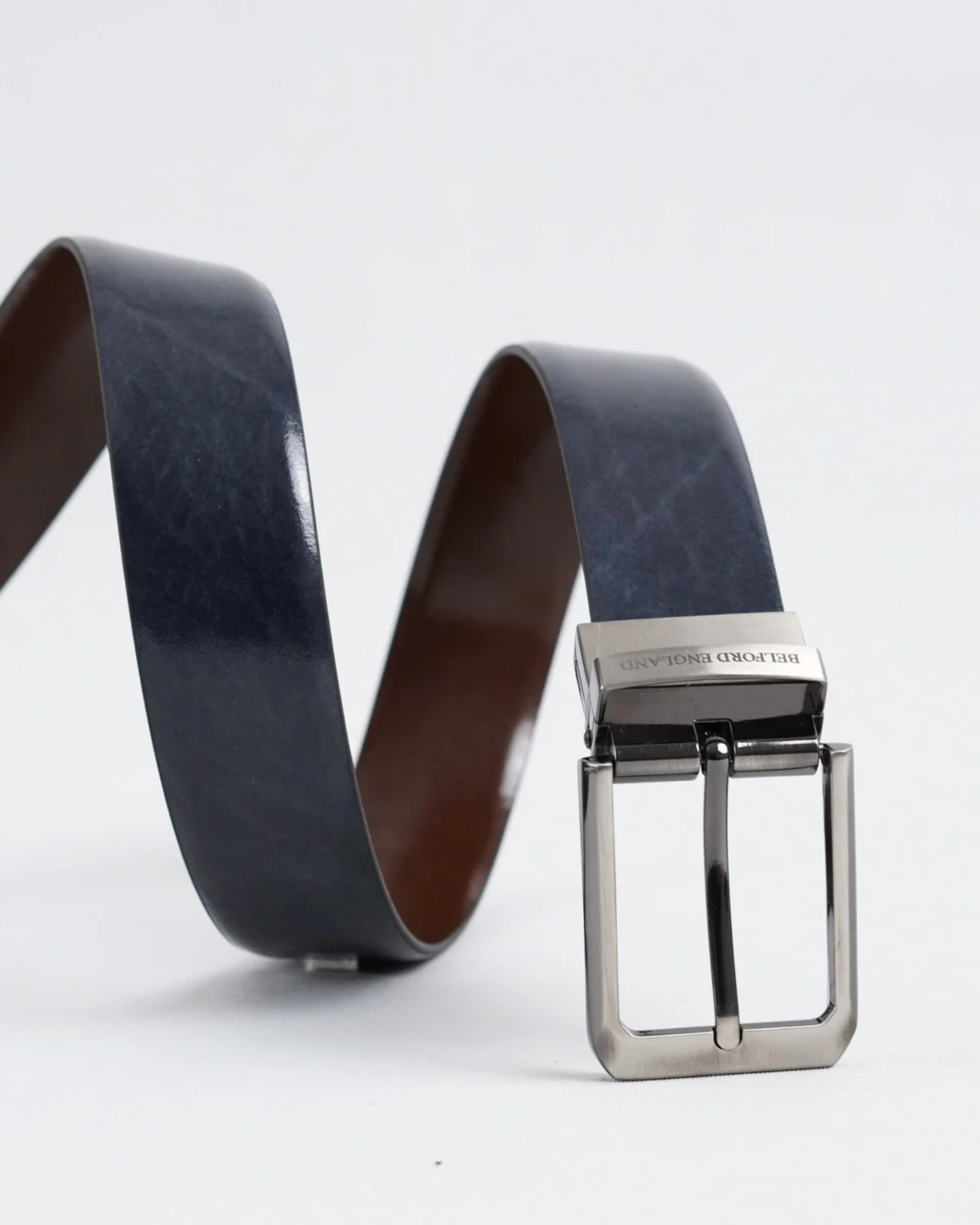 Chicago - Men's Original Leather Belt Reversible (Dark Blue & Brown) Chicago - Men's Original Leather Belt Reversible (Dark Blue & Brown)