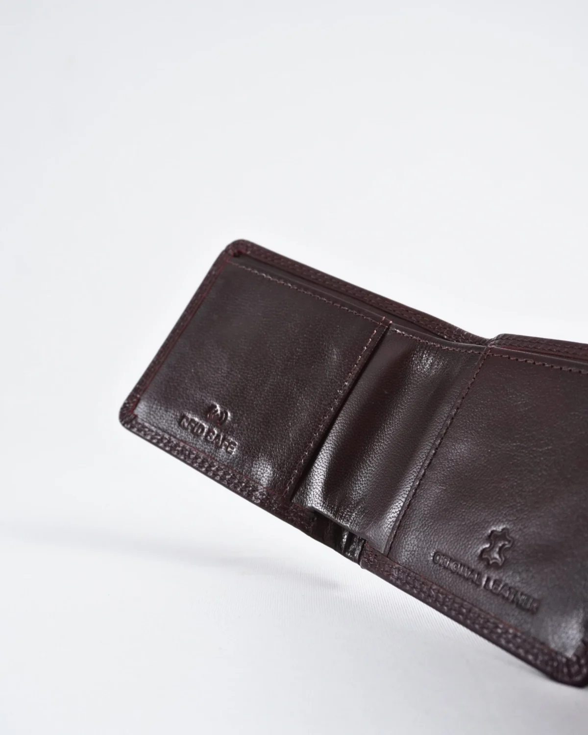 Conway - Men’s Original Leather Sleek Wallet (Cherry) Conway - Men’s Original Leather Sleek Wallet (Cherry)