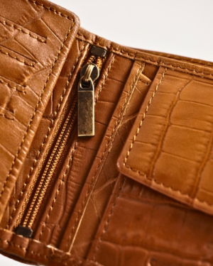 Derby - Men’s Original Leather Wallet (Almond Croco Brown )