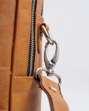 Executive Men's Original Leather Briefcase (Rich Tan)