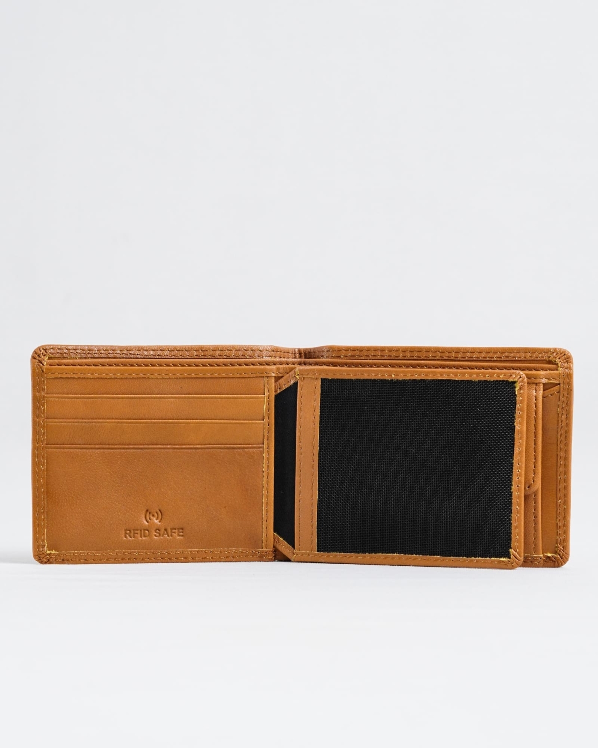 Hudson Men’s Original Leather Wallet (Almond Brown) Hudson Men’s Original Leather Wallet (Almond Brown)