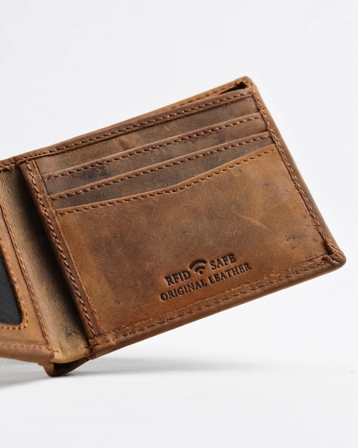 Marco Men’s Original Leather Wallet (Vintage Chestnut) Marco Men’s Original Leather Wallet (Vintage Chestnut)