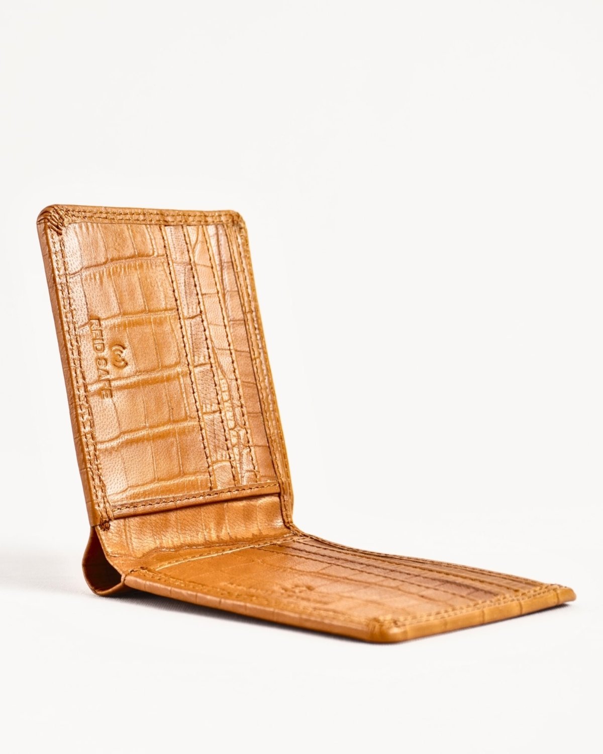 Real Madrid - Men’s Original Leather Wallet (Almond Croco Brown)