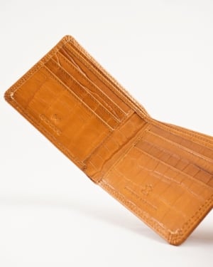 Real Madrid - Men’s Original Leather Wallet (Almond Croco Brown)
