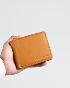Tanner Men’s Original Leather Wallet (Almond Brown)