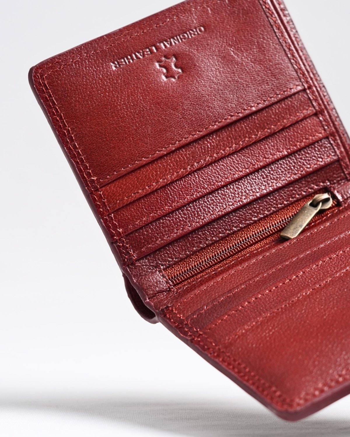 Aubrey - Men’s Original Leather Wallet (Brown & Cherry Blend)