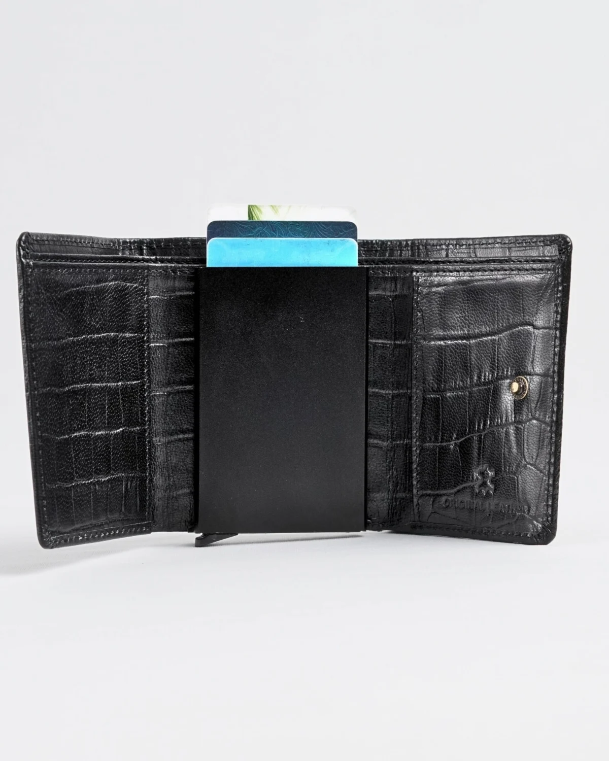 Barcelano - Men’s Original Leather Wallet | One -Click Card Access (Croco Black) Barcelano - Men’s Original Leather Wallet | One -Click Card Access (Croco Black)