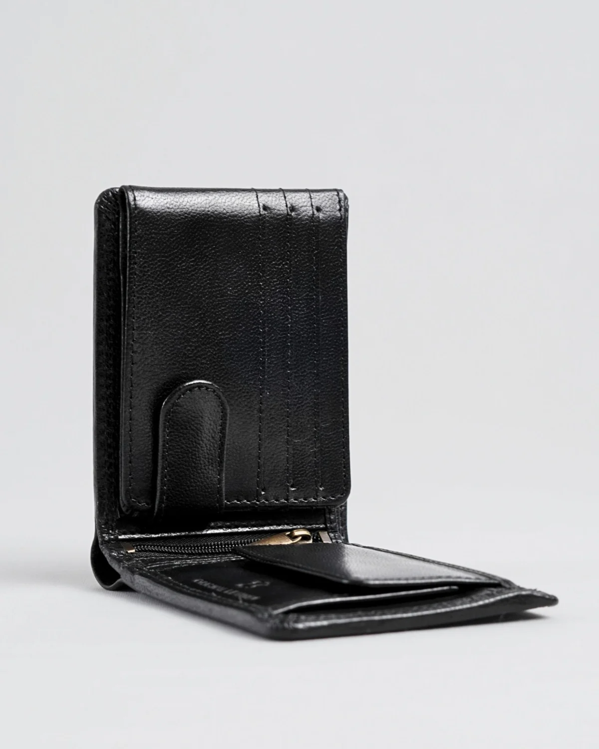 Harvard Men’s Original Leather Wallet (Jet Black) Harvard Men’s Original Leather Wallet (Jet Black)