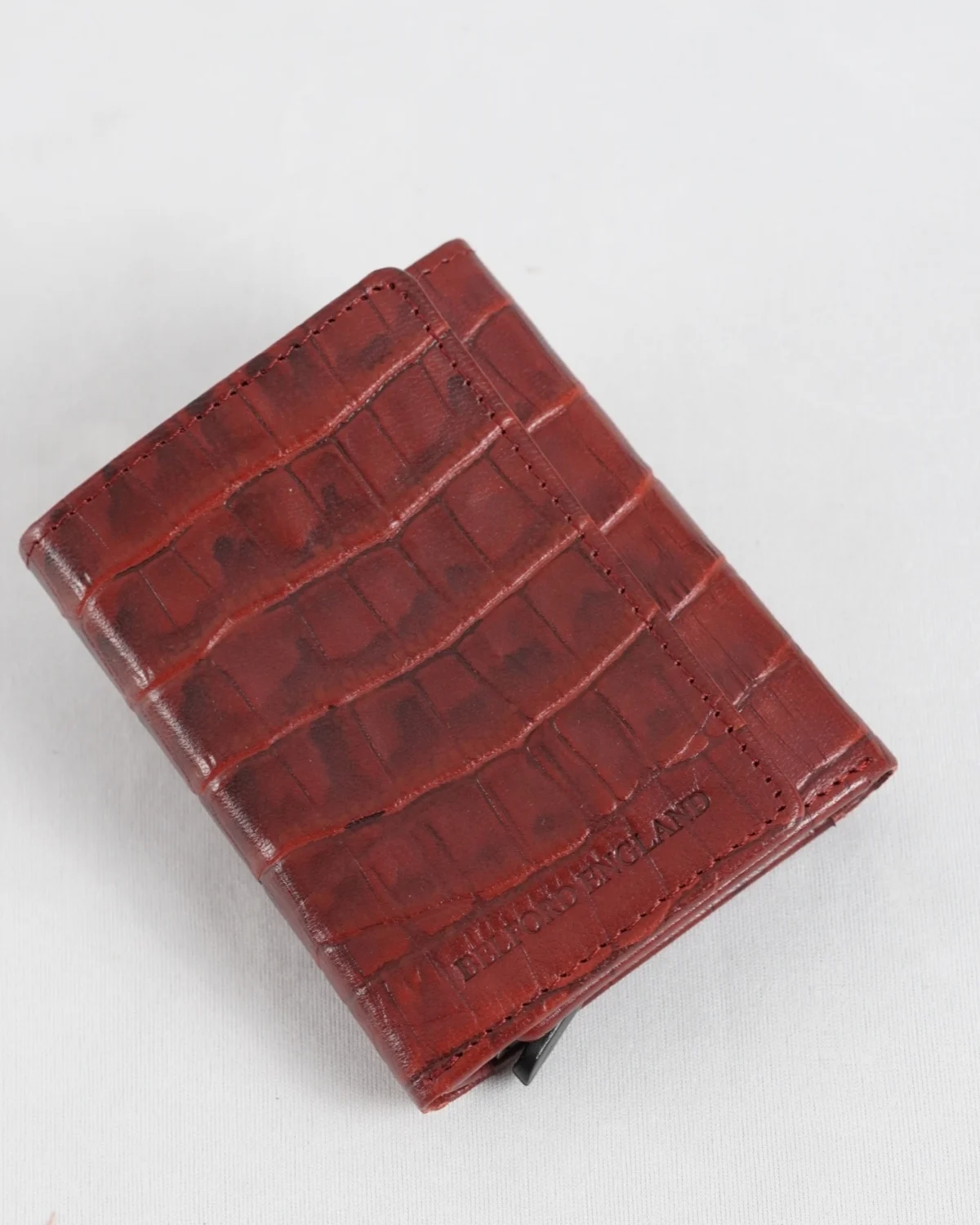 Barcelano - Men’s Original Leather Wallet | One-Click Card Access (Croco Brown and Cherry Blend) Barcelano - Men’s Original Leather Wallet | One-Click Card Access (Croco Brown and Cherry Blend)