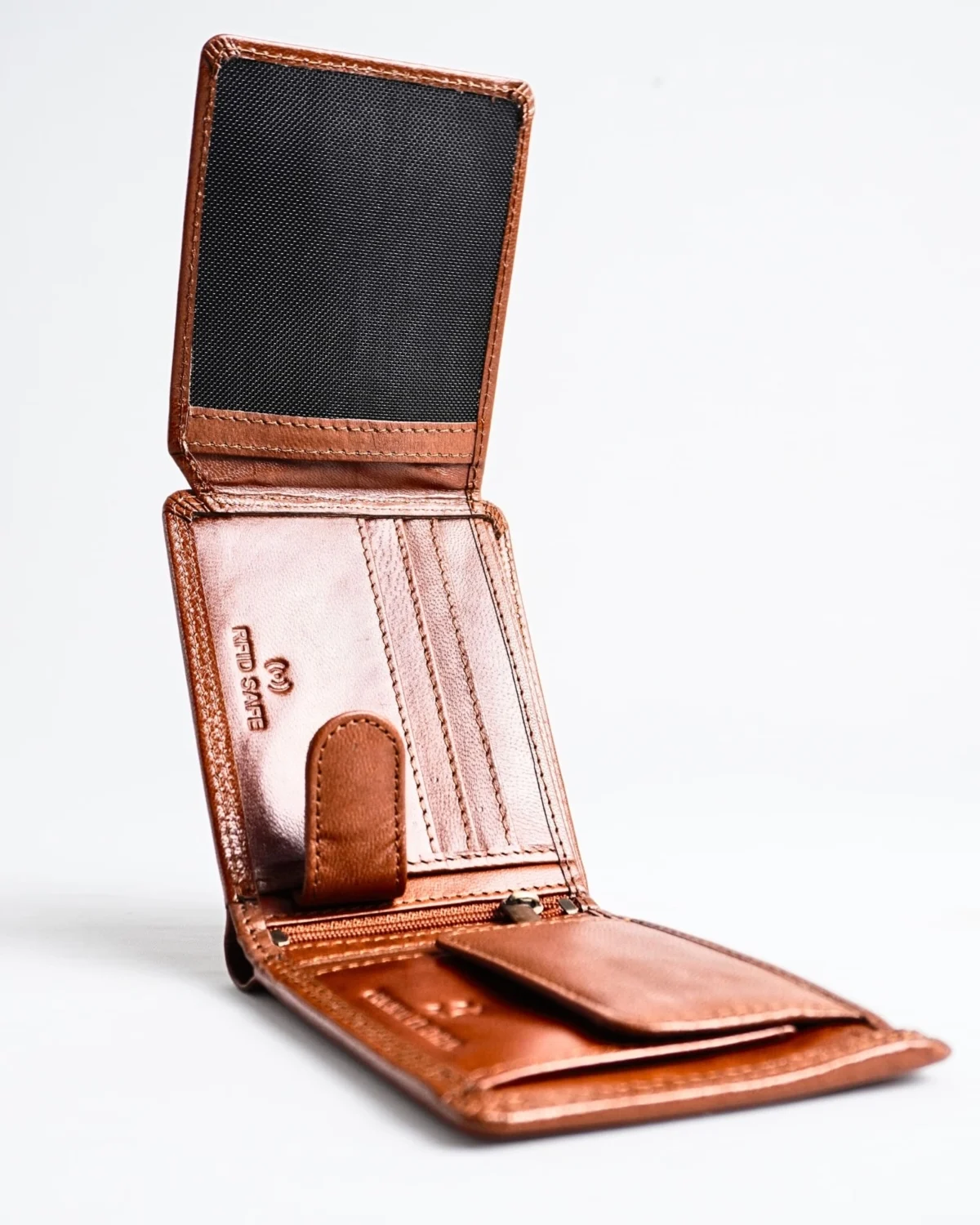 Cambridge - Men’s Original Leather Wallet - LION (Dual Tone Cognac) Cambridge - Men’s Original Leather Wallet - LION (Dual Tone Cognac)