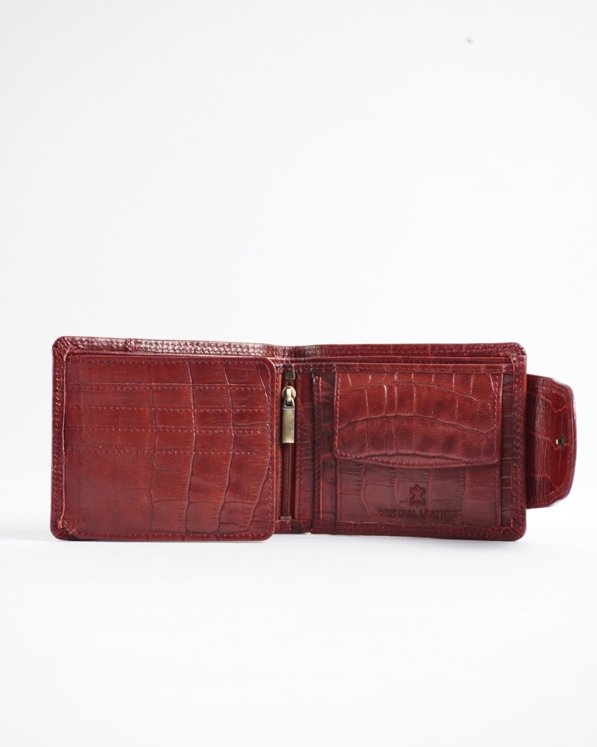 Derby - Men’s Original Leather Wallet (Croco Brown & Cherry Blend) Derby - Men’s Original Leather Wallet (Croco Brown & Cherry Blend)