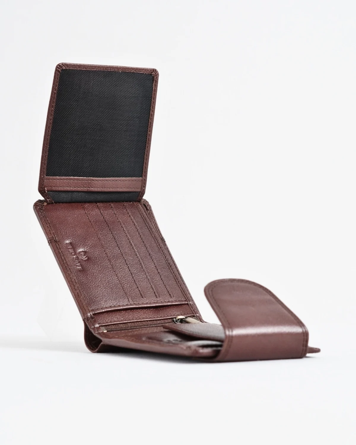 Derby - Men’s Original Leather Wallet (Rich Brown) Derby - Men’s Original Leather Wallet (Rich Brown)