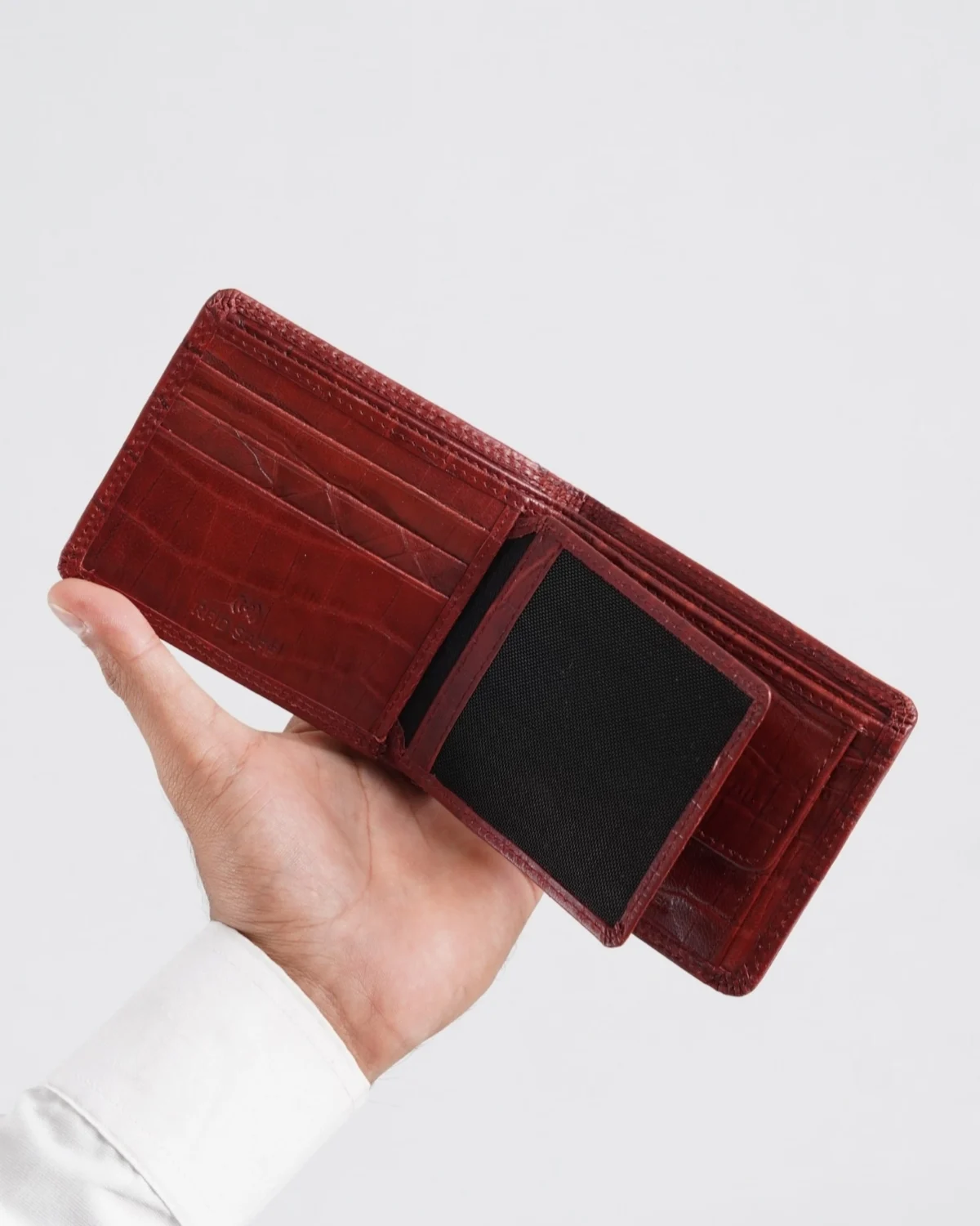 Hudson Men’s Original Leather Wallet (Croco Brown & Cherry Blend) Hudson Men’s Original Leather Wallet (Croco Brown & Cherry Blend)