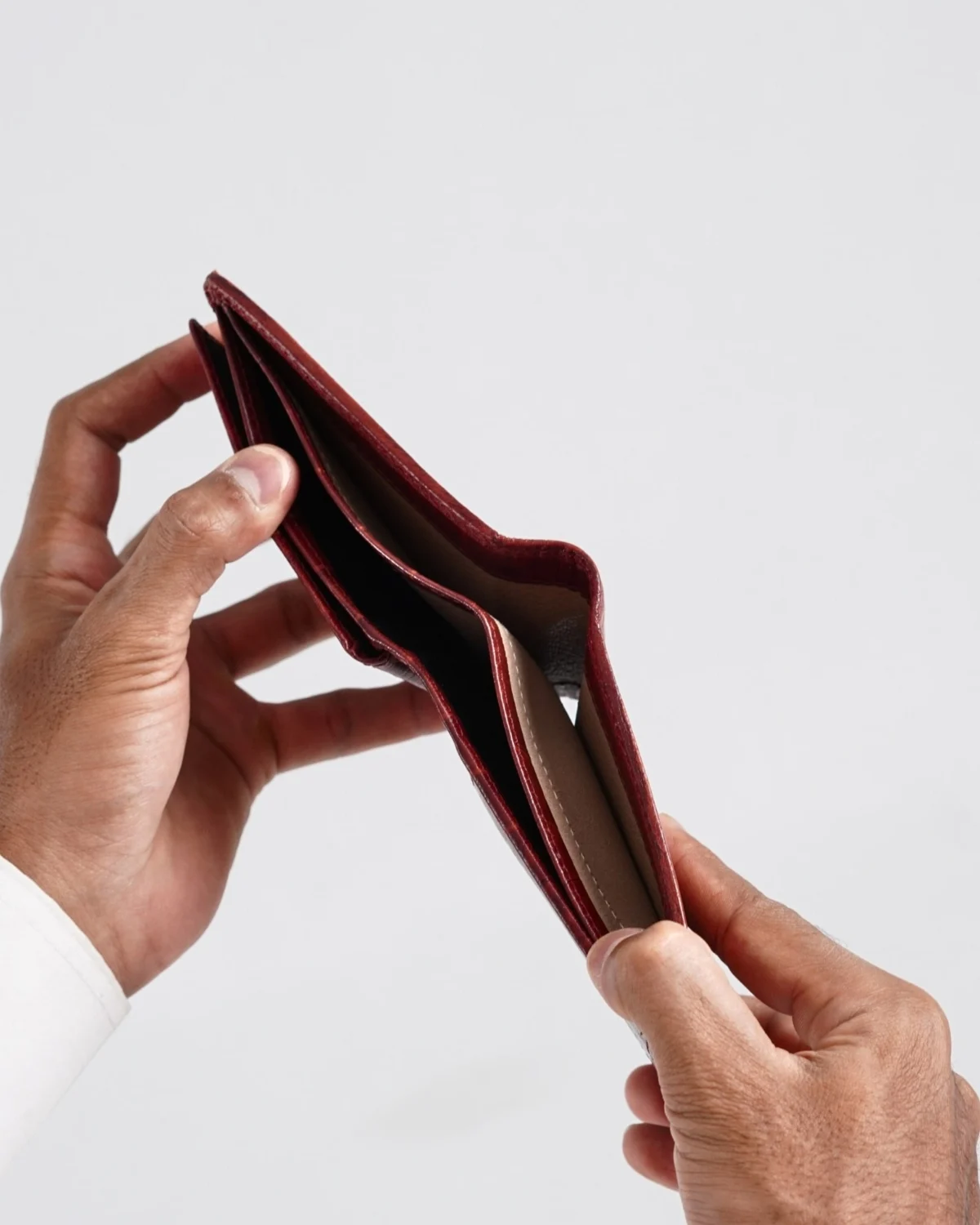 Hudson Men’s Original Leather Wallet (Croco Brown & Cherry Blend) Hudson Men’s Original Leather Wallet (Croco Brown & Cherry Blend)