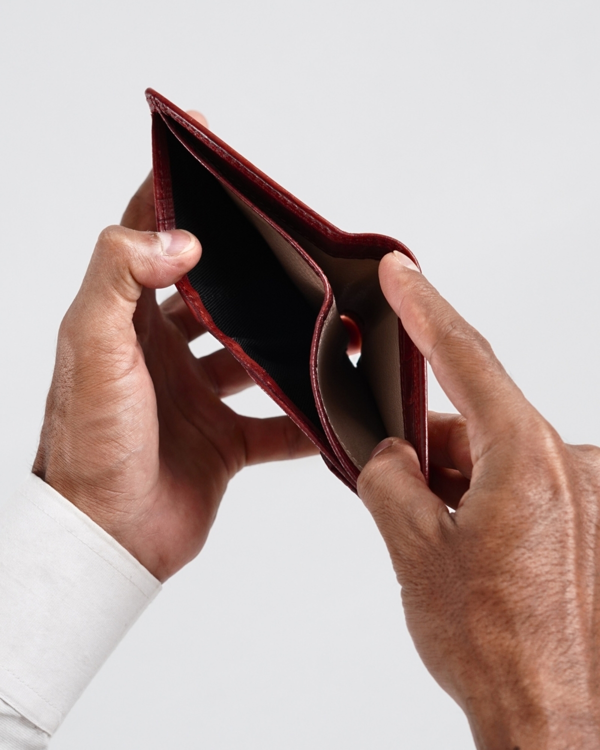 Hyde Men’s Original Leather Wallet (Croco Brown & Cherry Blend) Hyde Men’s Original Leather Wallet (Croco Brown & Cherry Blend)