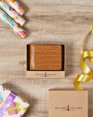 Gift For Men: Men's Personalized Leather Wallet | Luxury Gift for Him (Birthday, Anniversary & Marriage)