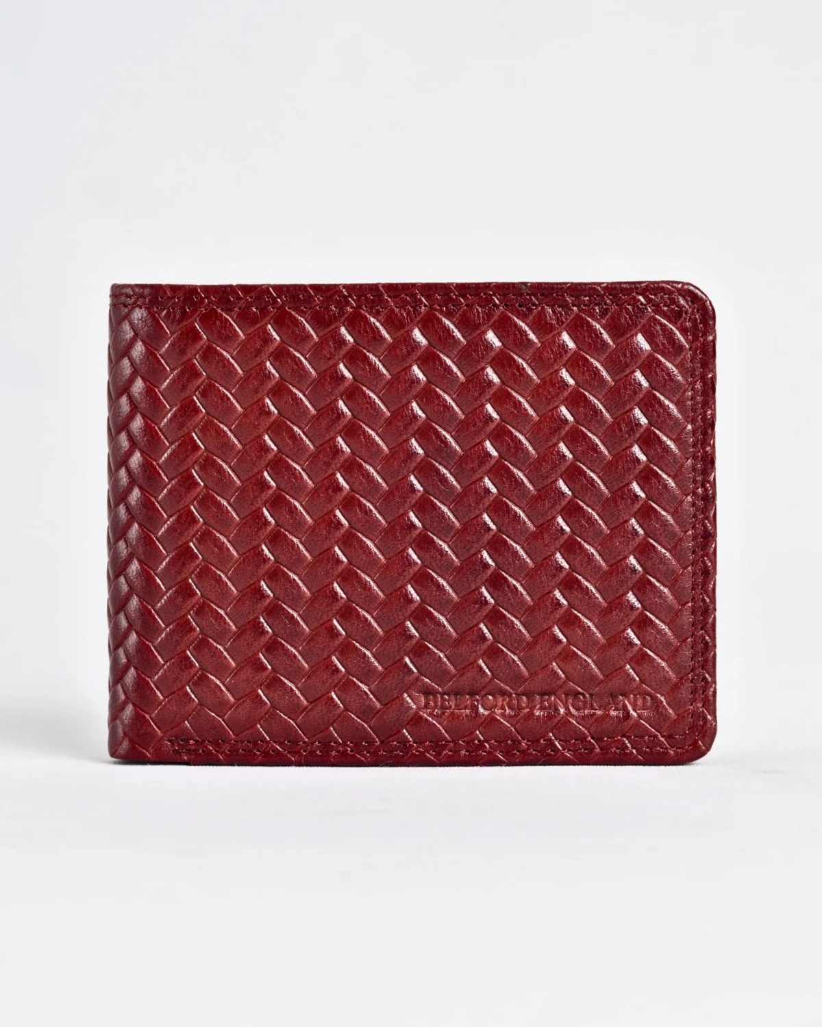 Cambridge Men’s Original Leather Wallet (Elite Criss-Cross) Cambridge Men’s Original Leather Wallet (Elite Criss-Cross)