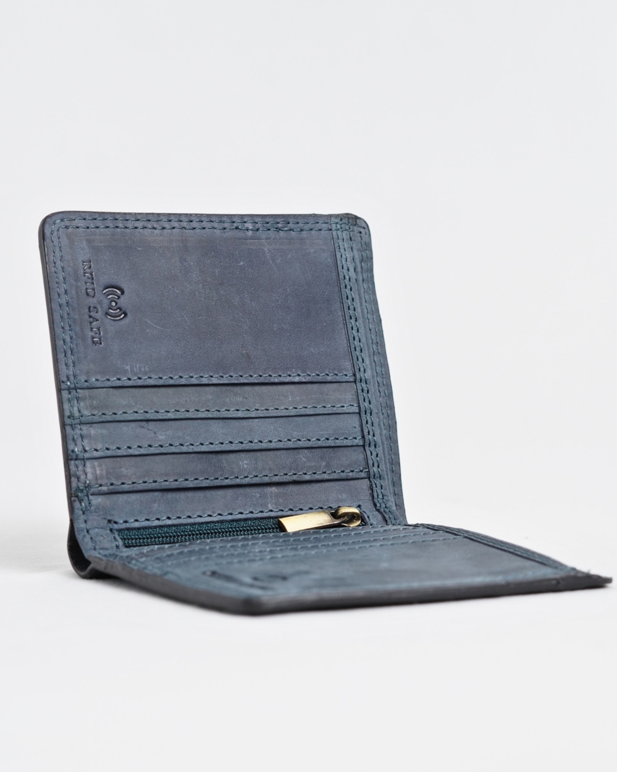 Aubrey - Men’s Original Leather Wallet (Rugged Blue) Aubrey - Men’s Original Leather Wallet (Rugged Blue)